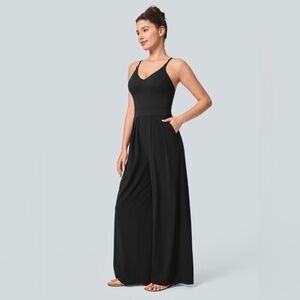 HALARA Elegant Black Wide-Leg Jumpsuit